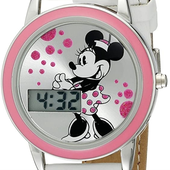New Disney children's Minnie Mouse watch large can fit some adults - Picture 1 of 6